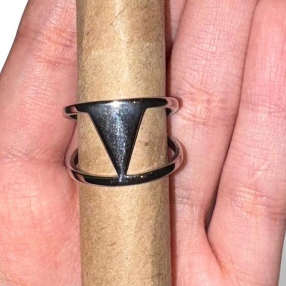 Sterling Silver Triangle Ring - Picture 3 of 4